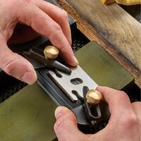 מוביל השחזה ללהבים קצרים ווריטאס