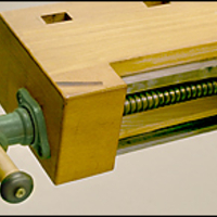 מלחצת זנב רגילה ווריטאס