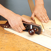 מקצועה מחליקה זווית נמוכה, ווריטאס