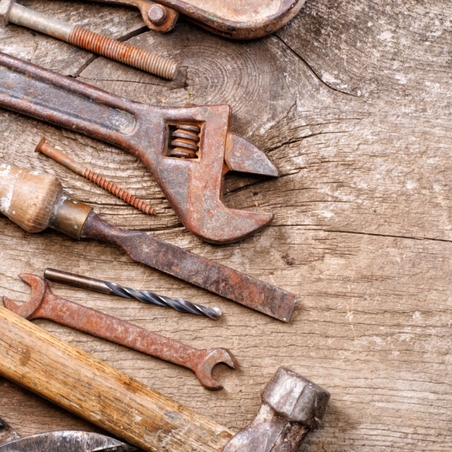 חנות-תרבות-נגרות מס 1, חלודה ותחזוקת כלים