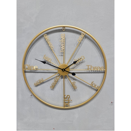שעון - עגול זהב מספרים באנגלית - קוטר 60