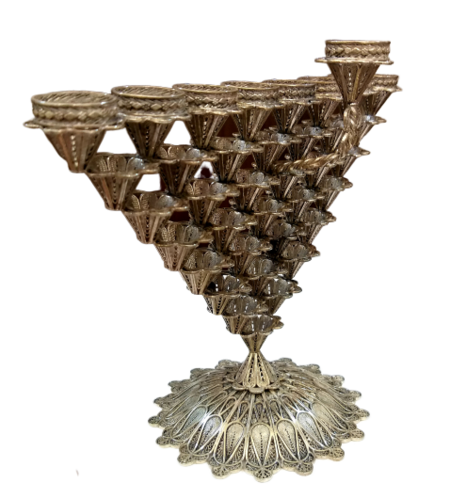 Menorah 