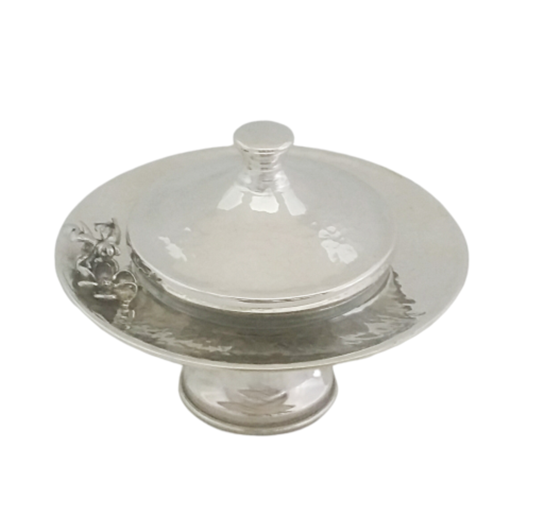 Pure silver bee honey