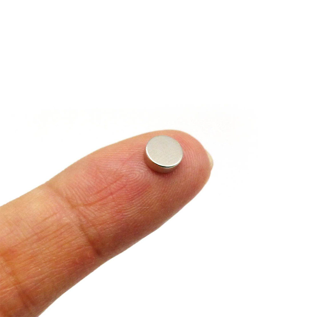 מגנט עגול חזק קוטר 6 מ”מ, 10 יח'